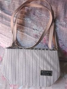 Slingbags