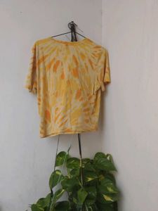 H&amp;M Yellow Tie-Dye Graphic Tee