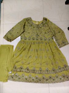 Embellished Kurta Set