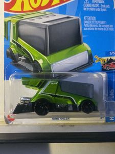 Hot Wheels Let&#39;s Race Car