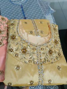 4. color available Elegant Ethnic Kurta Set