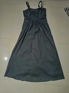 Zara Sleeveless Midi Dress