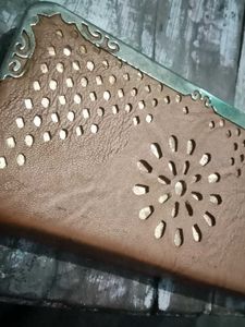 Brown 🟤 Clutch