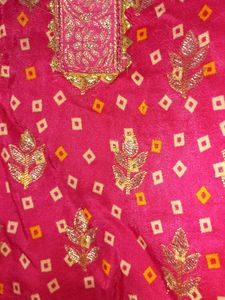 A Pink Silk Bandhni Suit, Neck Dp -6, 1/3 Sleeves, Circle Plazo, With Dupata