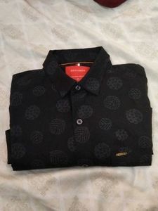 Patterned Black Shirt