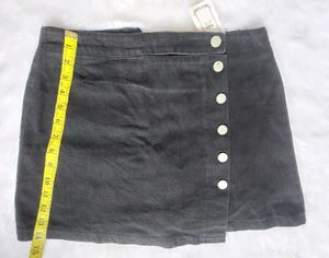 Button Denim Mini Skirt