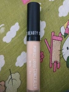 Swiss Beauty Makeup Fixer And Concealer