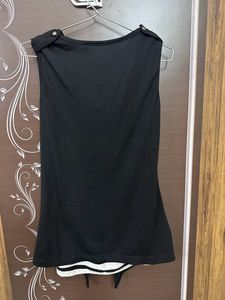 Stylish Black N White Top