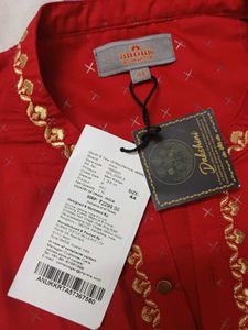 Men Red &amp; Gold-Toned Geometric Kurta