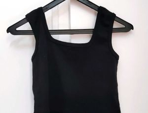 Classic Black Tank Top😍🤌🏻