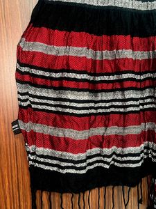 Women’s Striped Scarf with Tassels