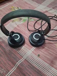 a wired boAt headphone