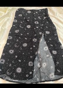 H&amp;M Calf Length Black Skirt