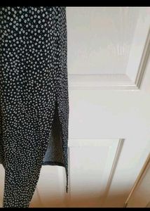 H&amp;M Women &amp; Midi/Maxi Black &amp;White Dr