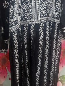 Elegant Embroidered Kurta