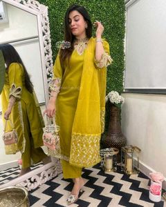 Available In 4 Colour Beautiful Festival Special