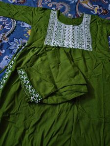 Nayra Cut Kurti Set