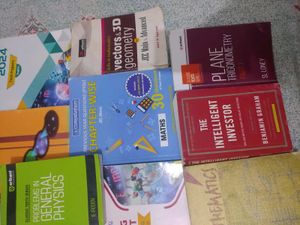 ANY TWO BOOKS JEE, NEET, PHY Or NOVELS @150