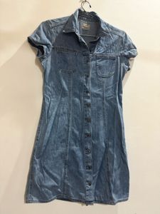 Denim Shirt Dress - Casual Chic