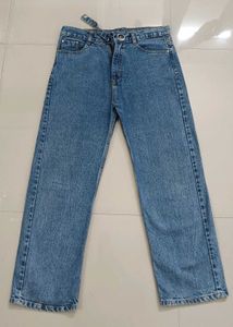 Light Wash Straight Leg Jeans