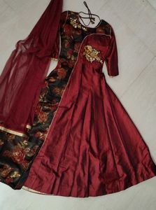 Elegant Maroon Kurta Set
