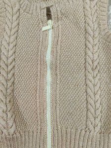 Beize Colour Half Sleeve Hand nit Sweater