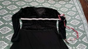 Elegant Black Velvet Abaya