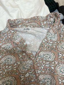 printed matching sleeping pyjama set