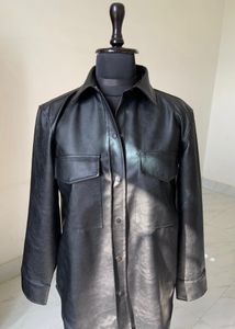 ZARA FAUX LEATHER OVERSHIRT(Quality 💯)