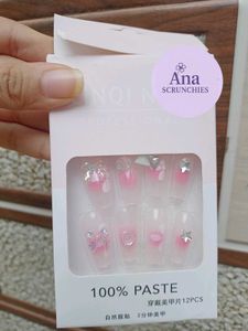 Press-On Nail Set( Pack Of 6)