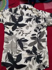 Stylish Floral Print Shirt Short Sleeve