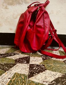 Stylish Women Shoulder Sling Bag Or Backpack