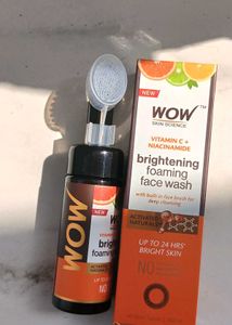 WOW Brightening Foaming Face Wash