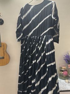 Stylish Black &amp; White Dress Never Wore For Once
