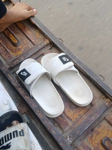 Nike Slides - Casual Comfort