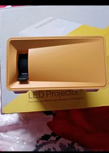 Led HD Projector With All The Cables And Back Pack