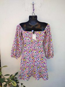H&amp;M Crinkled off-the-shoulder dress