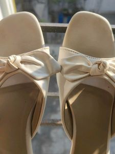 Elegant Bow Detail Mules
