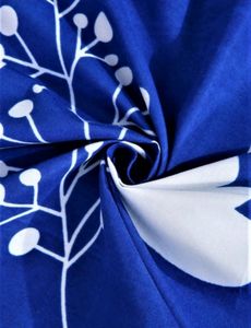 Bedsheet With Two Pillows Cover