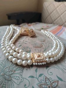 Pearl Necklace & Earring Set
