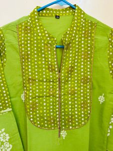 Green Embroidered Kurta
