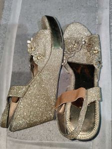 Sparkly Gold Sandals - Size Unknown