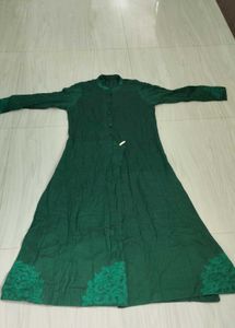 Green Embroidered Kurta