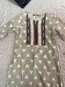 AVAASA straight Kurti