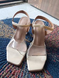 Heel 👠