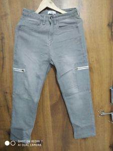 Forever 21 Grey Denim Pant For Women
