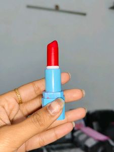 Brett K Matte Lipstick - red