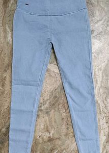 Light Wash Denim Jeggings