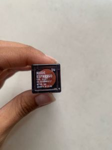 Kiro Matte Lipstick Shade: 24 Nude Espresso