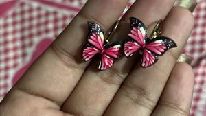 Leaf Stud Earrings